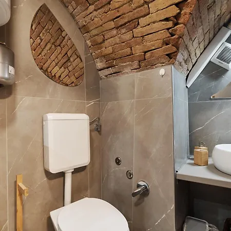 Luxury Vault - Historic Center Apartment *